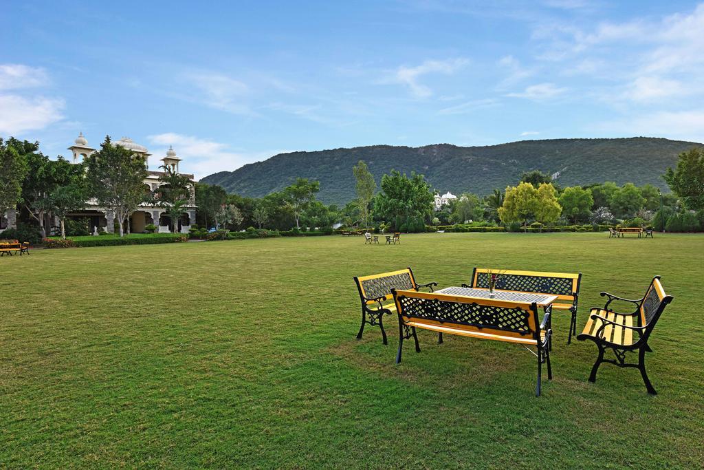 Hotel The Udaibagh Udaipur Exterior foto