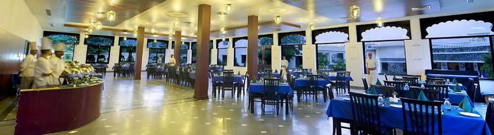 Hotel The Udaibagh Udaipur Exterior foto